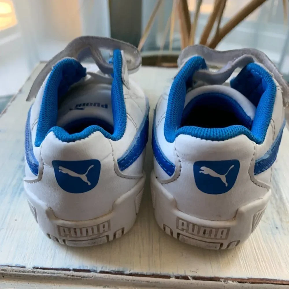 Puma Velcro Sneaker Blue Boys Size 6